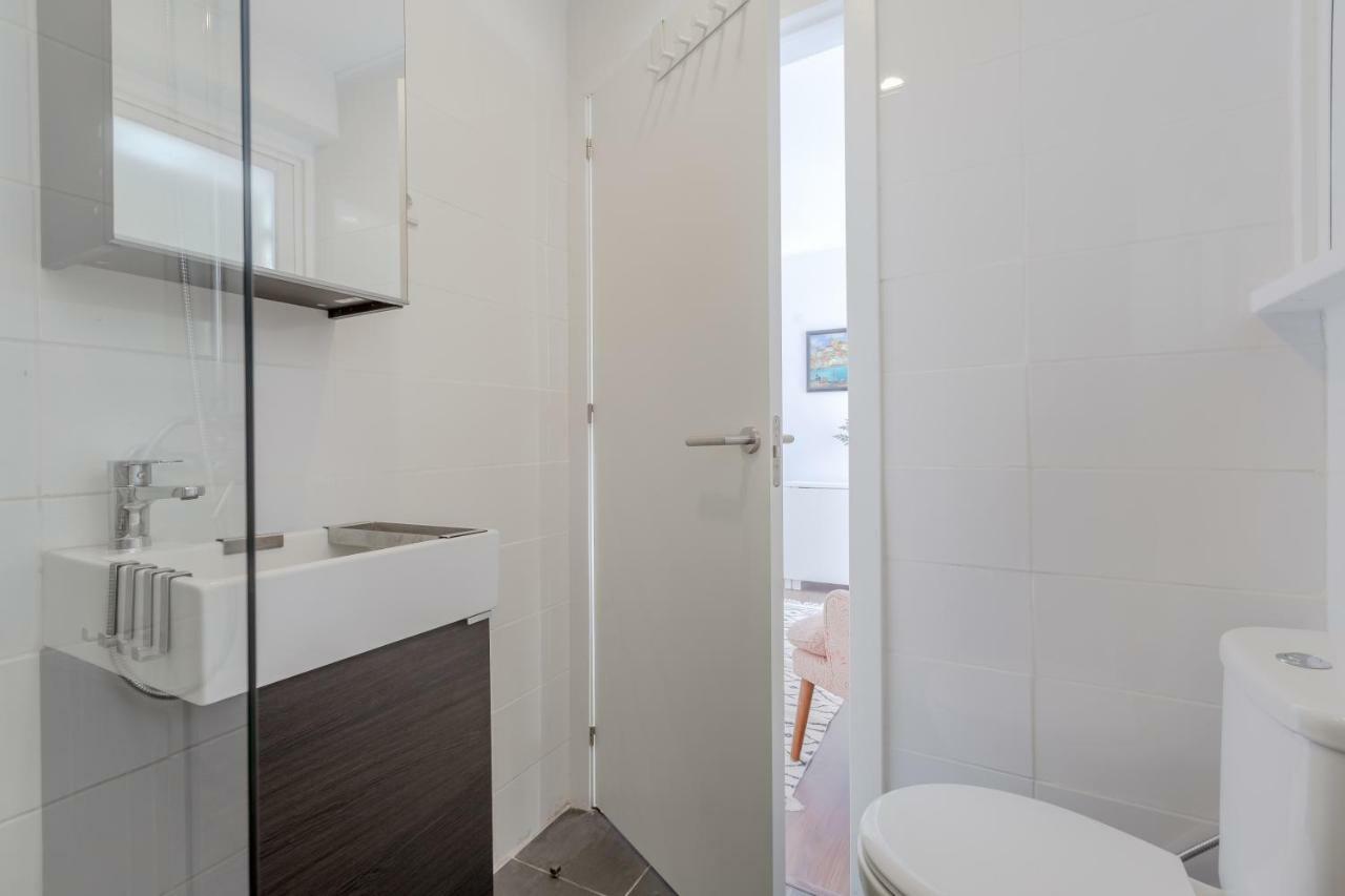 Sunny Apartment With Patio, By Timecooler Lisabona Exterior foto